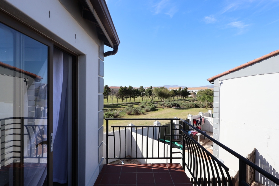 3 Bedroom Property for Sale in Parklands Western Cape
